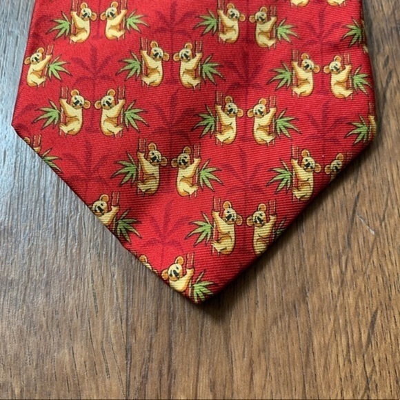DIOR “Koala’s” Red Silk Tie - Picture 6 of 8